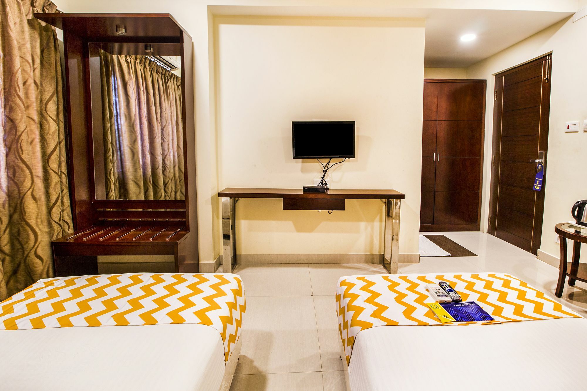Fabhotel Alreef Residency Chennai Exteriör bild